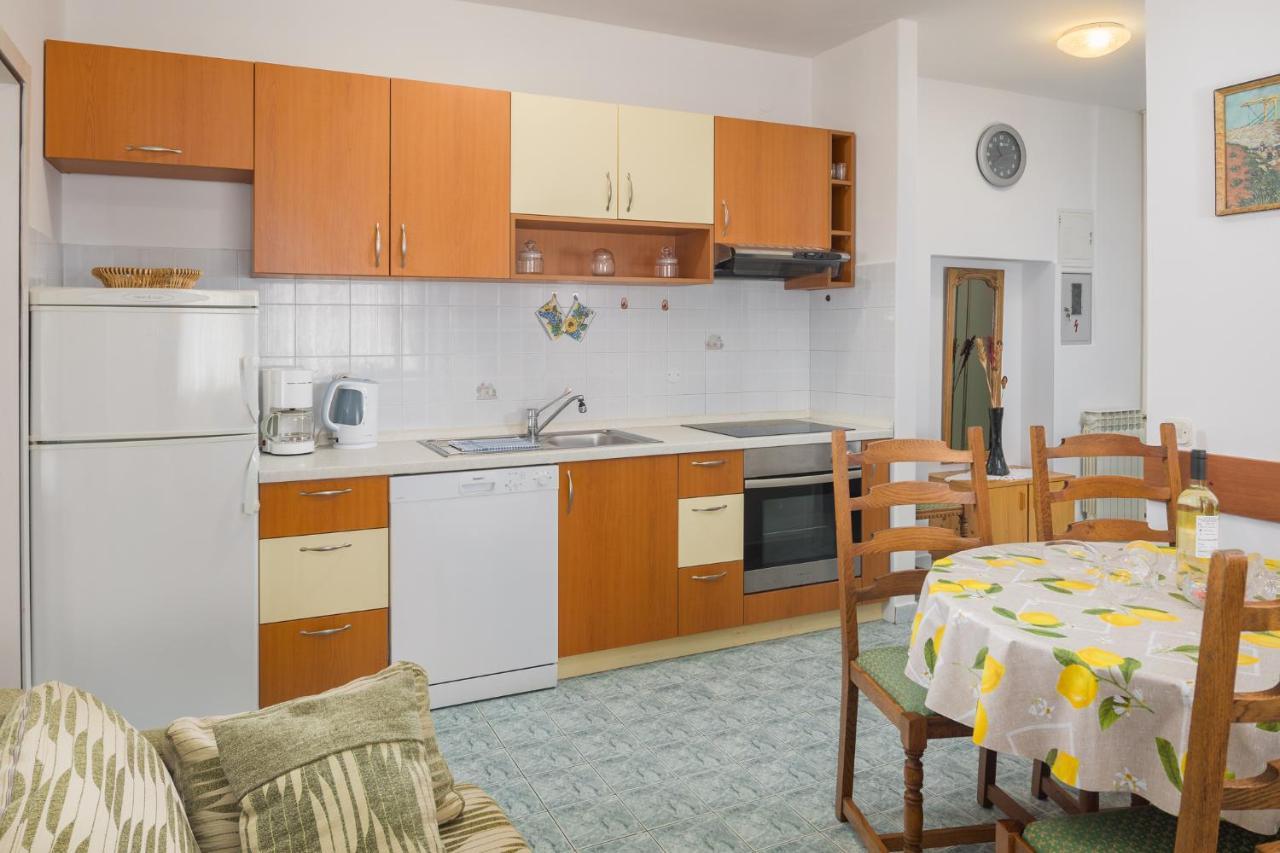 Apartment Korelic Green Garden ポレッチ エクステリア 写真