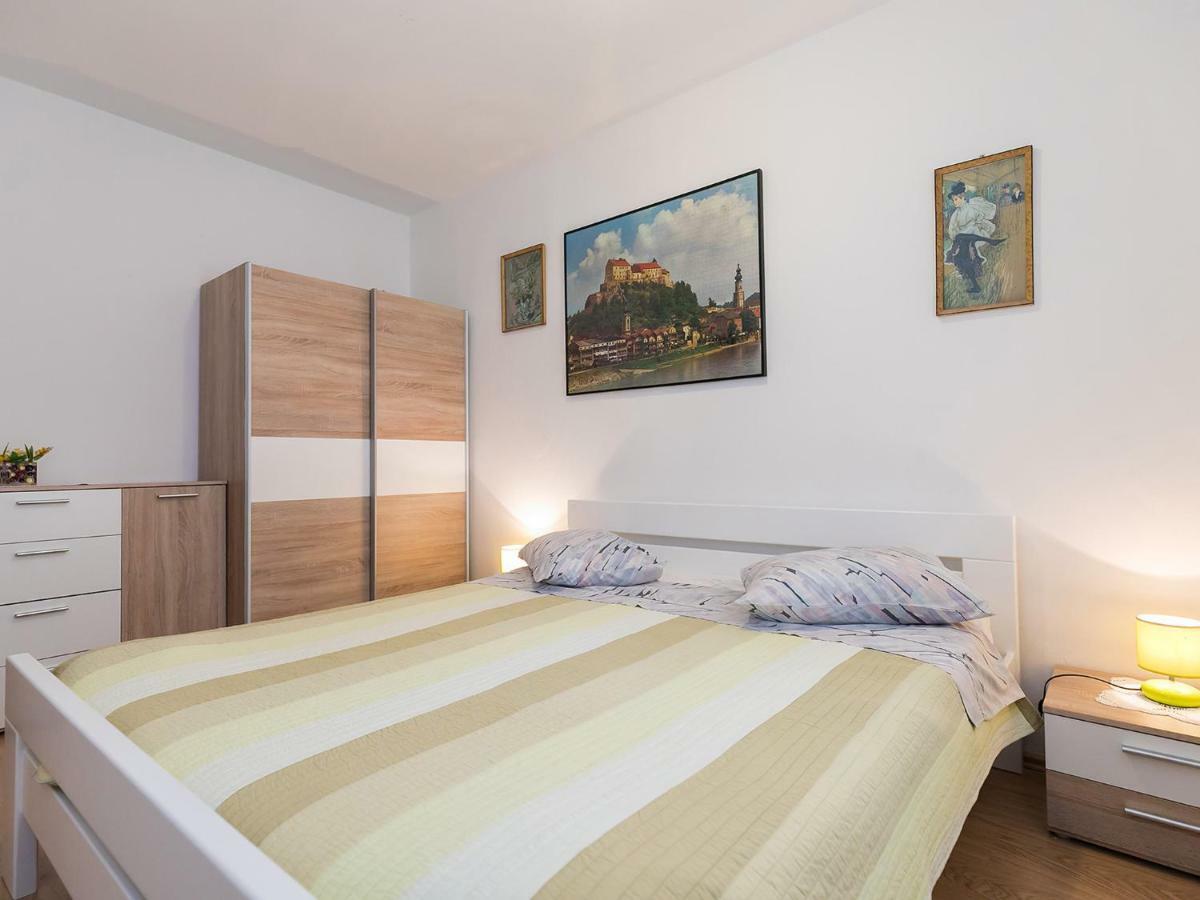Apartment Korelic Green Garden ポレッチ エクステリア 写真